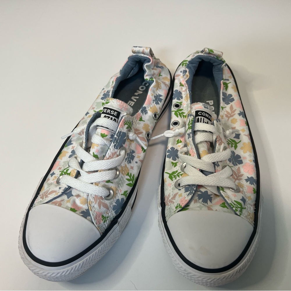 Converse women’s low tops
